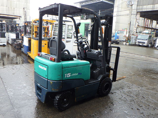 394.FB15EX-11-812333