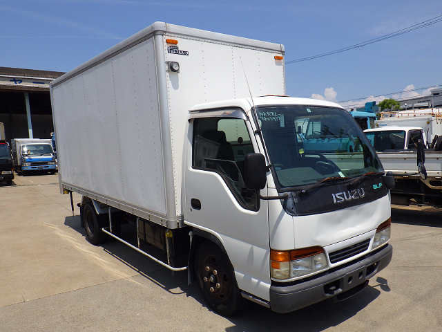 NKR71L-7403937