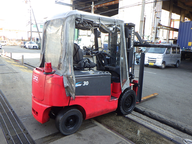 472.FB30PN-77B-300LS-251AC-2900