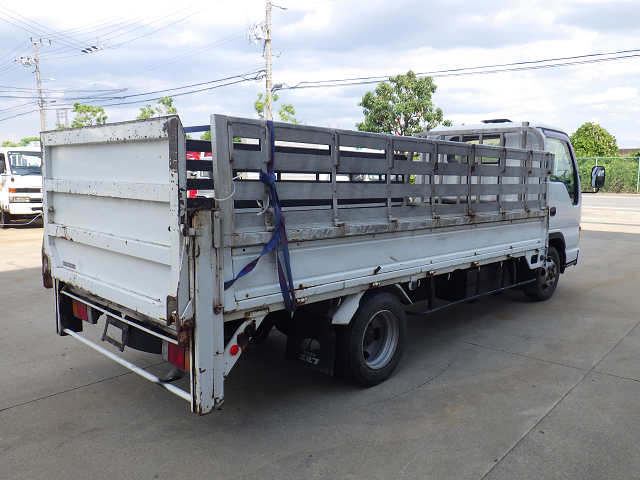 211.NKR66L-7400333