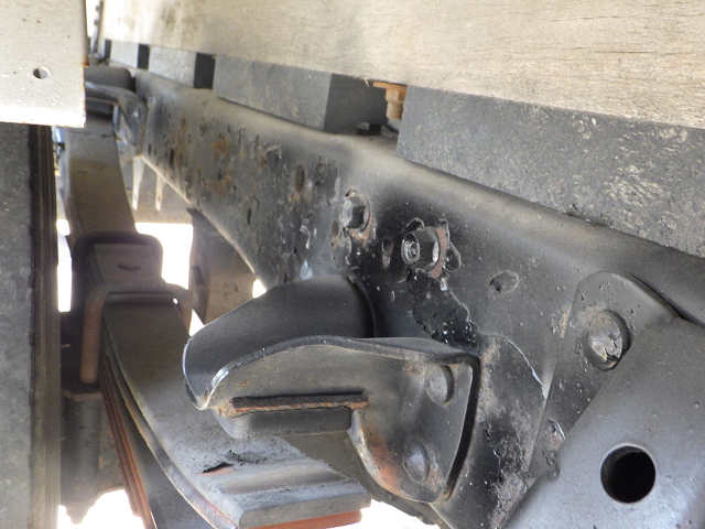 223.NPR72P-7401781